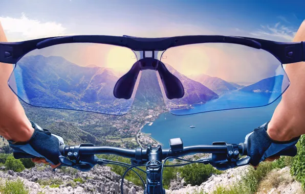 Picture look, the sun, mountains, bike, concentration, earth, jump, sport