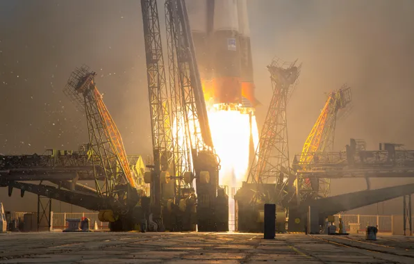 Kazakhstan, Start, Baikonur, Union, Booster, Roscosmos, MCS-51, Union MC-04