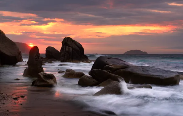 Picture stones, rocks, dawn, The sea of Japan, Lazovsky nature reserve
