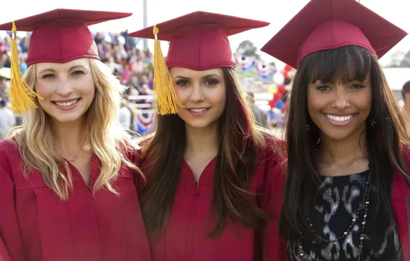 Girls, Nina Dobrev, Nina Dobrev, The Vampire Diaries, beautiful, The vampire diaries, Candice Accola, Candice …