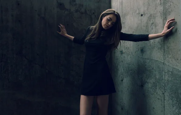 Wall, is, flowing hair, short skirt