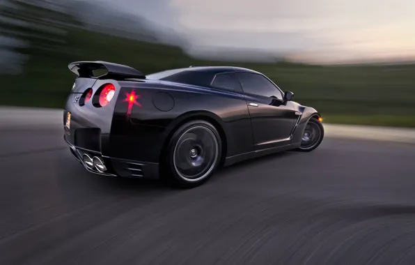 Picture in motion, Nissan, nissan gtr, rigshot