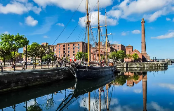 The sky, ship, England, home, sailboat, pipe, Doc, Liverpool