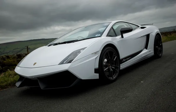 Picture white, white, lamborghini, side view, Lamborghini, lp570-4, black rims, Gallardo of Superleggera