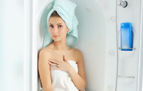 Look, girl, towels, earrings, charm, ring, gray-eyed, shower