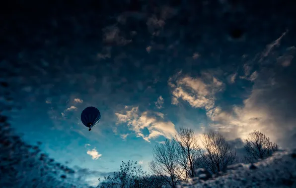The sky, clouds, balloon