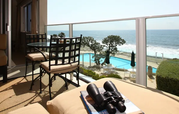 The sky, Sea, Table, Pool, Day, Furniture, Interior, Stay