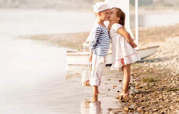 Picture sea, beach, children, kiss, boy, dress, friendship, girl