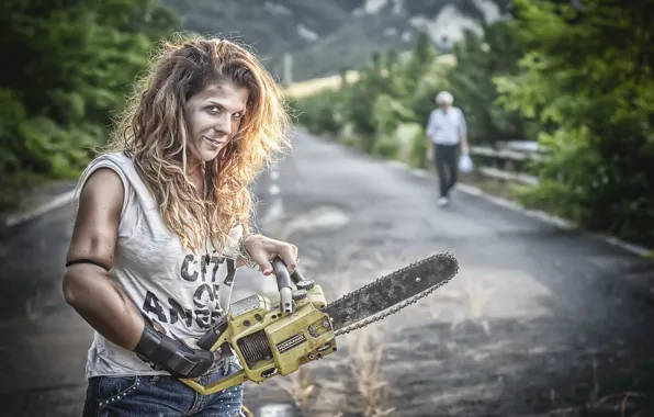 Girl, the situation, chainsaw