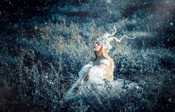 Grass, girl, light, decoration, nature, face, pose, style