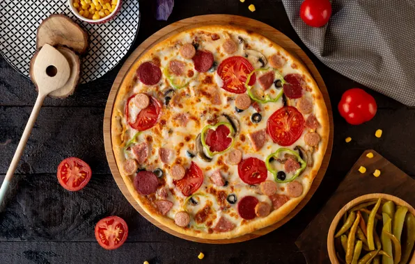 Cheese, pepper, pizza, tomatoes, tomatoes, sausage, cakes, pizza