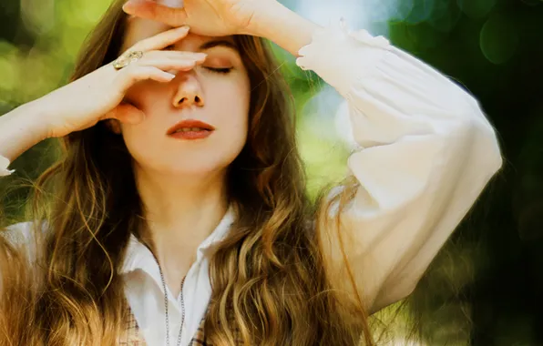 Veronica, blurred background, curly, closed eyes, Marie Dashkova
