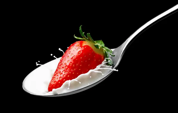 Macro, cream, strawberry, berry, spoon, black background, Strawberries and cream
