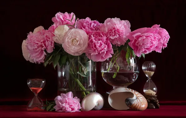 Glass, flowers, the dark background, table, glass, bouquet, spring, vase