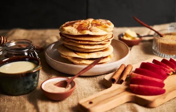 Table, apples, spoon, Bank, dishes, sugar, stack, cinnamon