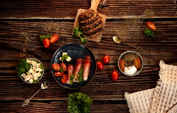 Greens, bread, meat, tomatoes, wooden table, seasoning, It's delicious, Anna Stack