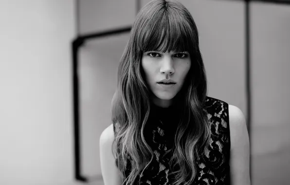 Picture portrait, photoshoot, Freya Beha Erichsen, Hugo Boss, Freja Beha Erichsen