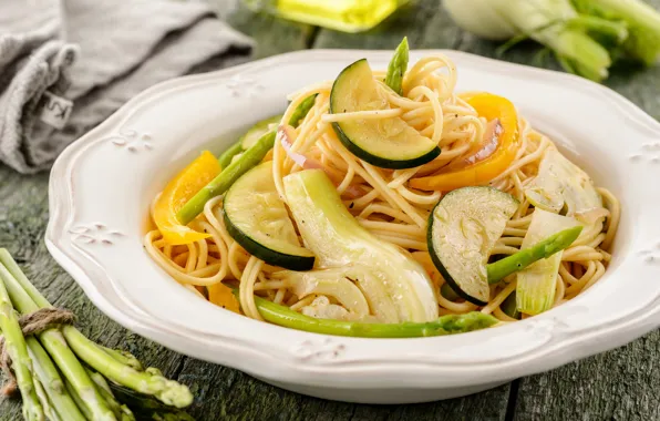 Zucchini, asparagus, pasta, chicory