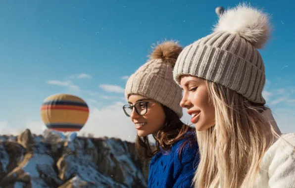 Girls, Glasses, Blonde, Smile, Model, Hat, Hair, Brunette