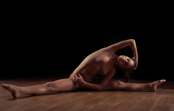 Twine, stretching, Lily C, Raisa, Natalia E, exercise