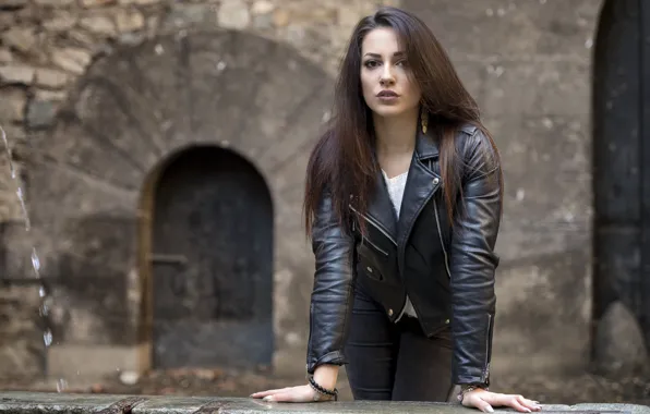 Picture face, background, model, brunette, jacket, Carlotta