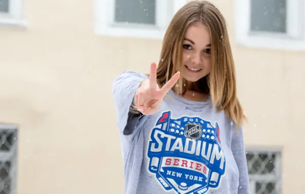 Picture girl, snow, background, widescreen, Wallpaper, model, t-shirt, blonde