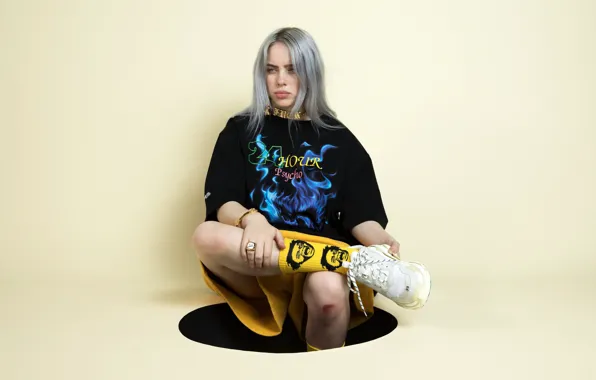 Hair, shorts, blonde, socks, singer, sneakers, singer, Billie Eilish