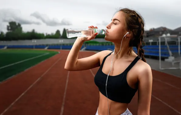Picture pose, model, bottle, makeup, headphones, figure, hairstyle, track