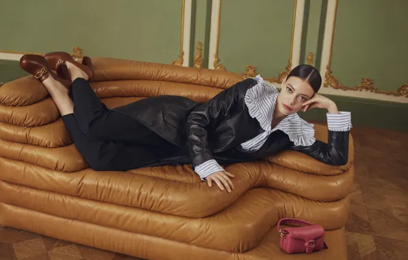 Girl, Look, Handbag, Lies, Fashion, Fashion, Handbag, Luxury on Your Terms