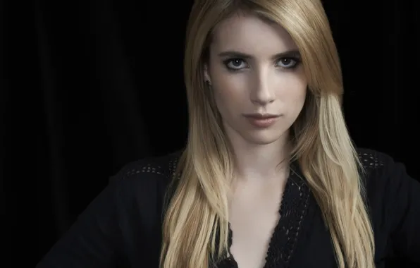 Picture actress, blonde, Emma Roberts