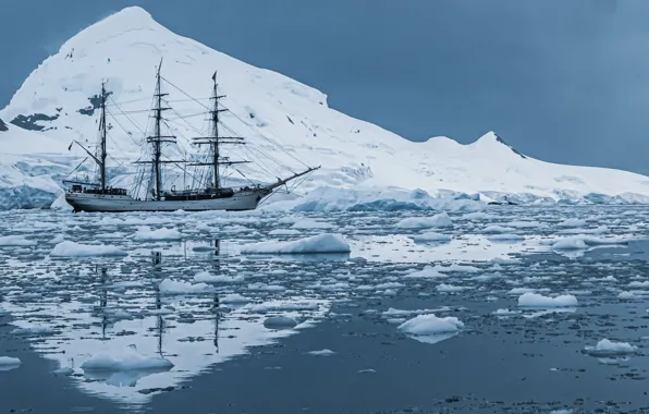 Sea, snow, mountains, sailboat, ice, monochrome, Antarctica, Bark Europe