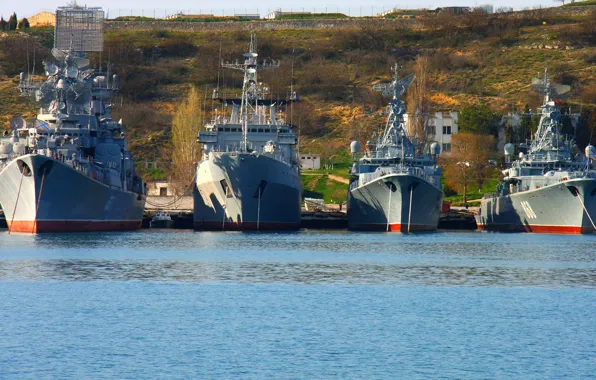 Pier, Kerch, Sevastopol, Okay, Inquisitive, Slavutich