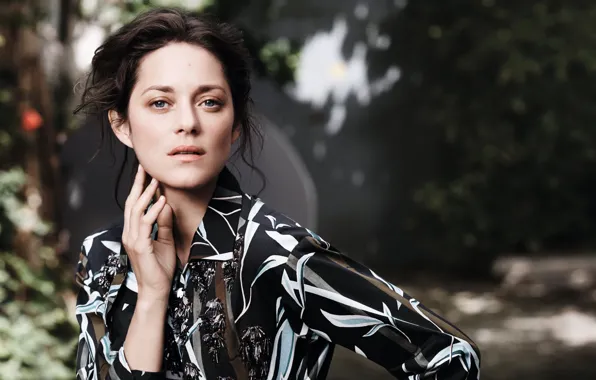 Pose, background, model, makeup, dress, actress, brunette, hairstyle