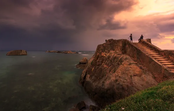 Sea, clouds, rocks, lookout