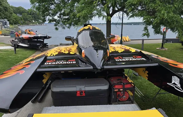 Speed, boats, race