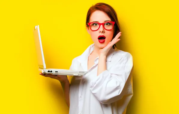 Picture Girl, Look, Glasses, Laptop, Red, Shirt, Beautiful, Surprise