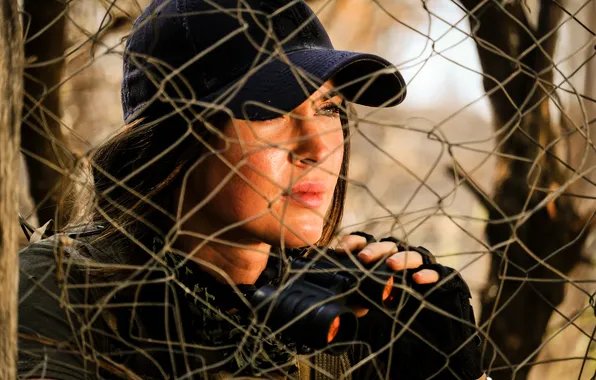 Girl, the film, frame, Lioness, binoculars, beauty, action, baseball cap