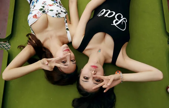 Sexy, girls, two, portrait, hands, makeup, Billiards, fingers