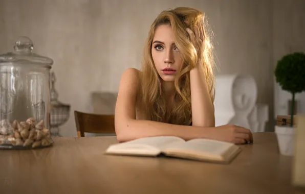 Pose, model, makeup, hairstyle, blonde, book, beauty, sitting