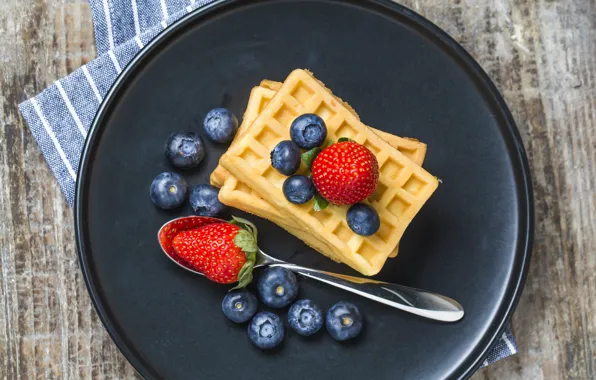 Berries, blueberries, strawberry, dessert, waffles, Valeria Maksakova