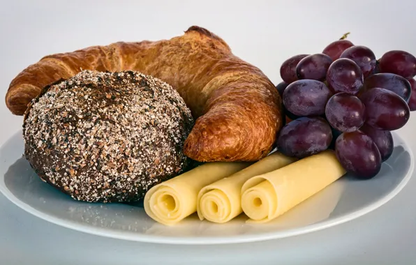 Close-up, cheese, plate, bread, grapes, cakes, bokeh, tube