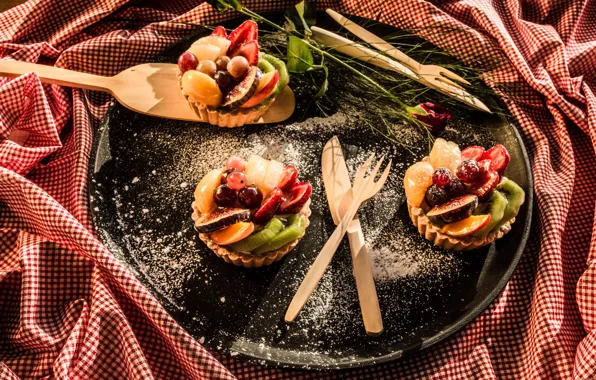 Berries, knife, cake, fruit, plug, dessert, tablecloth, tray