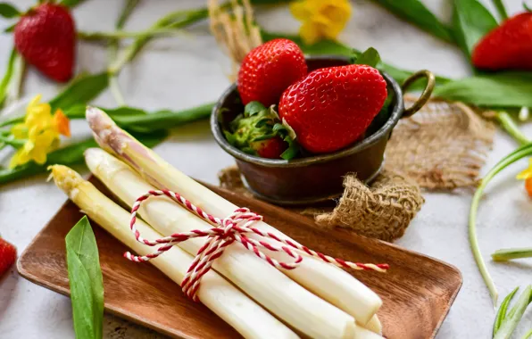 Berries, strawberry, asparagus