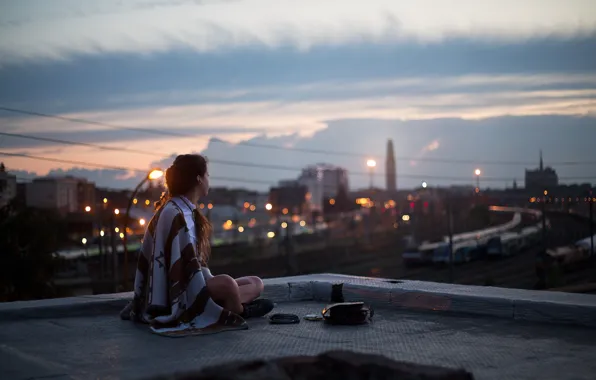 Picture roof, girl, the city, lights, street, the evening, lights, blanket
