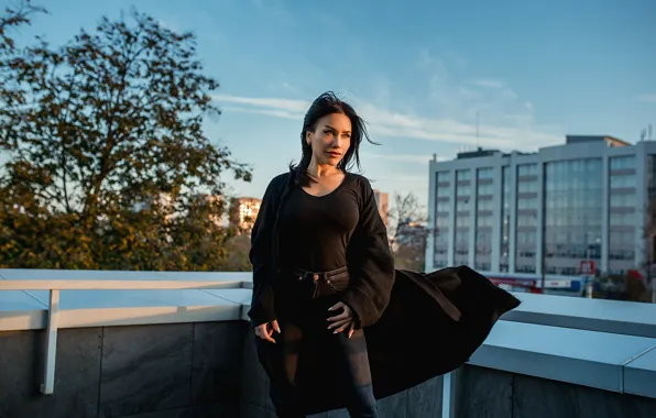 Picture pretty, brunette, A Diakov George