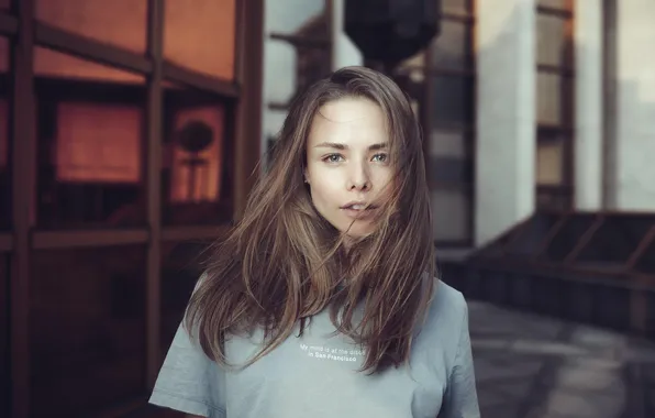Picture woman, beautiful, model, sweet, T-shirt, long-haired, charming