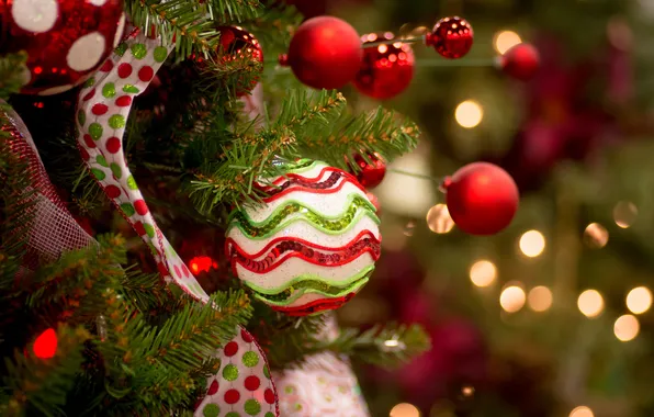 Balls, decoration, tree