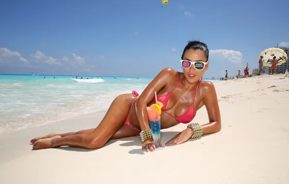 Picture Sand, Sea, Beach, Swimsuit, Jade Laroche