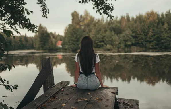 Picture autumn, girl, the river, Photographer Victoria Rusko