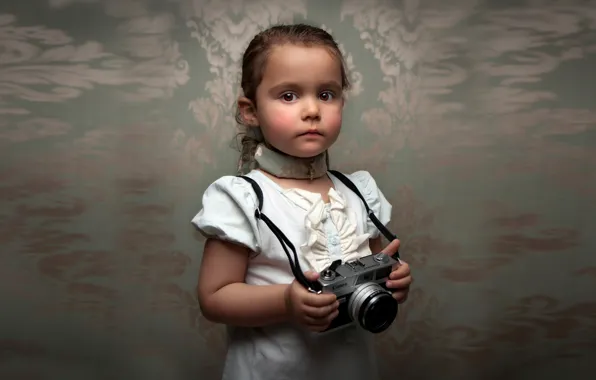 Portrait, blur, the camera, girl, Retro Child